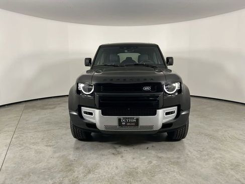 Used 2023 Land Rover Defender 110 S AWD/4WD image 3