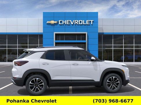 New 2026 Chevrolet TrailBlazer LT w/ LT Cold Weather Package AWD/4WD image 5