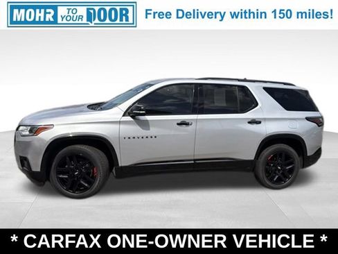 Used 2021 Chevrolet Traverse Premier w/ Redline Edition FWD image 2