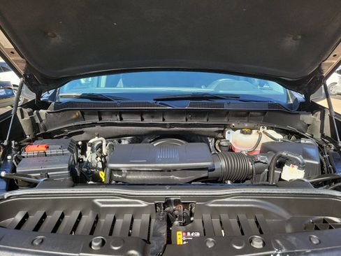 Used 2025 Chevrolet Silverado 1500 LT RWD image 28