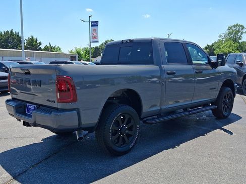 New 2026 RAM 2500 Big Horn AWD/4WD image 6