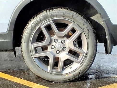 Used 2022 Honda Passport EX-L image 3