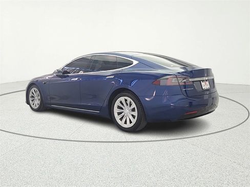 Used 2017 Tesla Model S 75D image 5