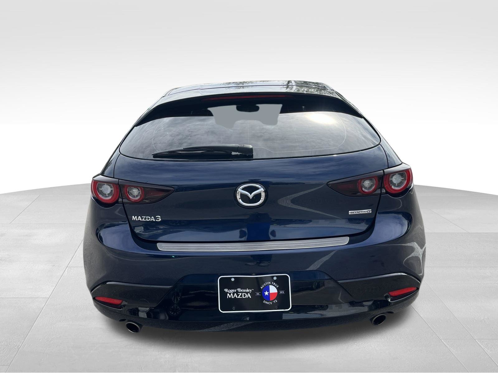 Used 2022 MAZDA MAZDA3 s FWD image 6