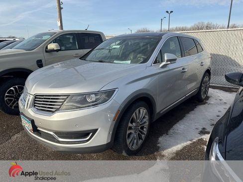 Used 2016 Lincoln MKX Reserve w/ Technology Package image 2
