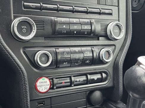 Used 2016 Ford Mustang Convertible image 40