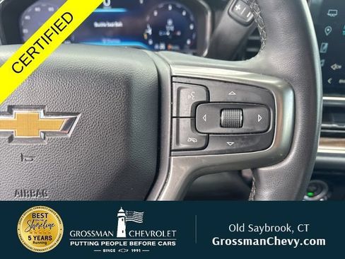 Used 2023 Chevrolet Silverado 1500 LT AWD/4WD image 17