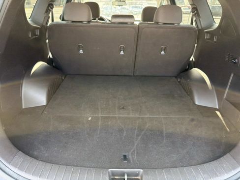 Used 2020 Hyundai Santa Fe SEL image 13