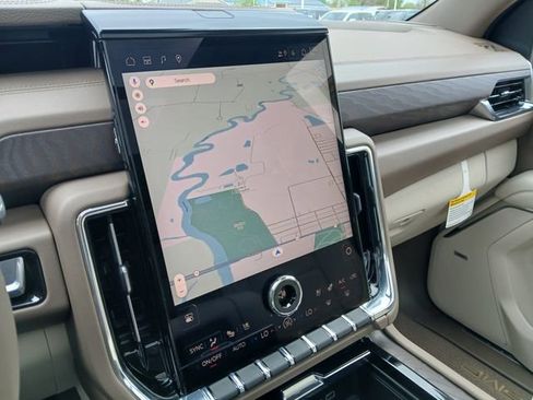 New 2026 GMC Yukon XL Denali AWD/4WD image 24