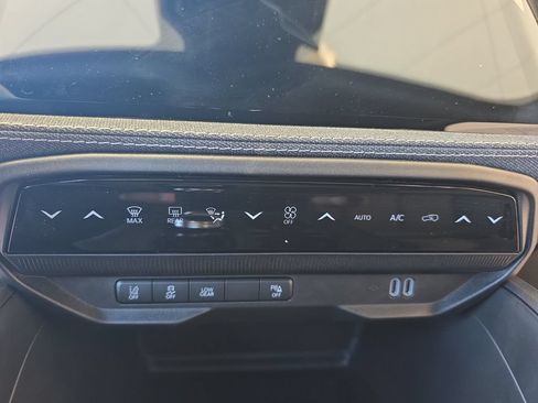 New 2026 Jeep Cherokee Laredo AWD/4WD image 18