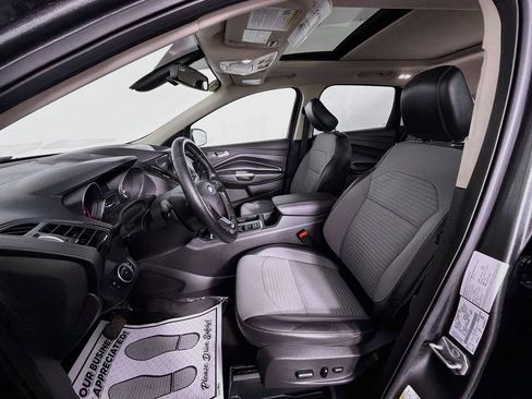 Used 2019 Ford Escape Titanium AWD/4WD image 21