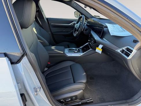 New 2026 BMW 430i xDrive w/ M Sport Package AWD/4WD image 15