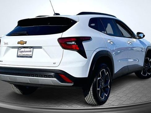 Used 2024 Chevrolet Trax LT image 6