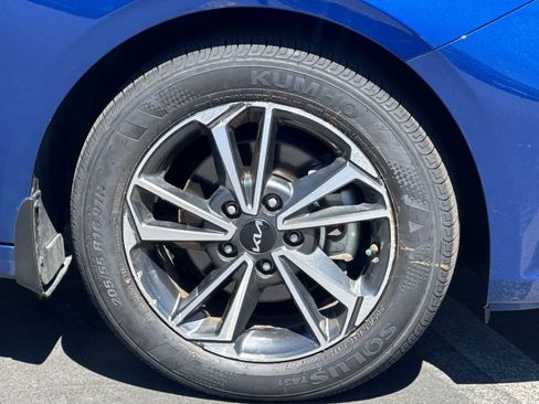 Used 2023 Kia Forte LXS FWD image 27