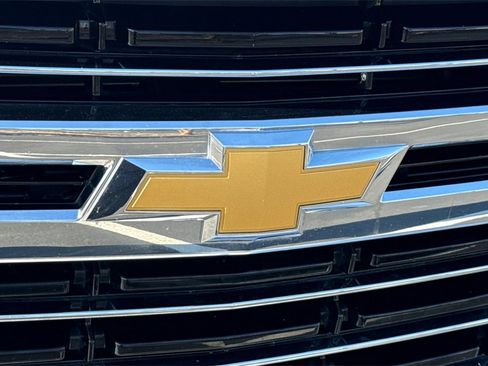 Used 2024 Chevrolet Tahoe LT image 7