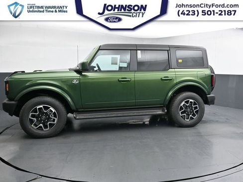 New 2025 Ford Bronco Outer Banks image 7