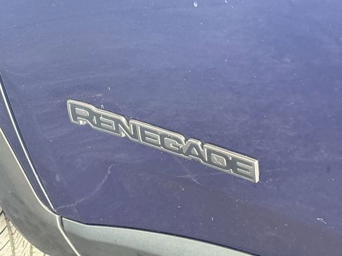 Used 2020 Jeep Renegade Altitude image 22