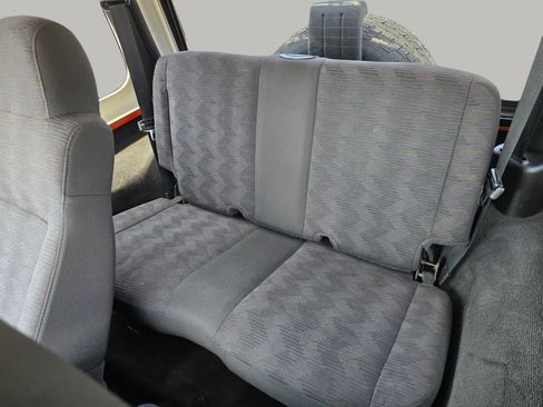 Used 2005 Jeep Wrangler Sport AWD/4WD image 19