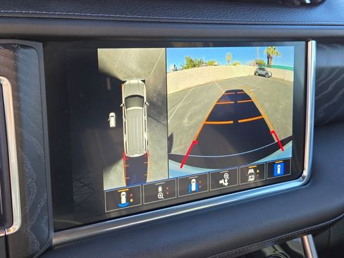 Used 2023 GMC Yukon Denali image 24