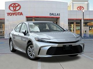Used 2025 Toyota Camry LE video 1