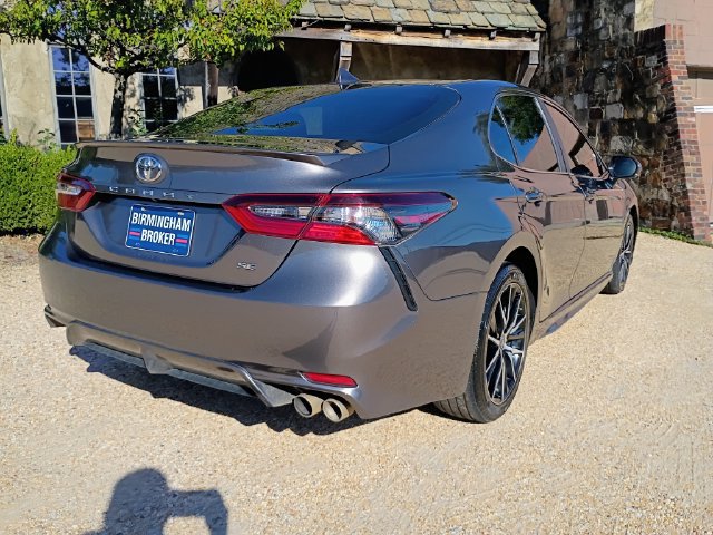 Used 2023 Toyota Camry SE w/ Convenience Package FWD image 10
