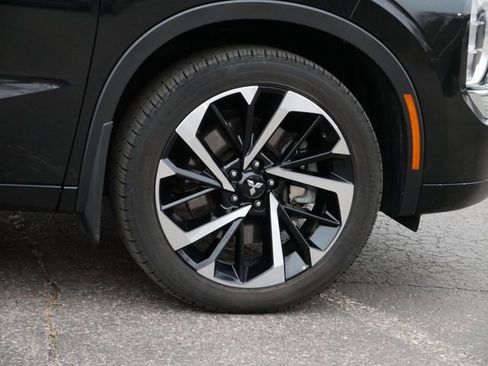 Used 2024 Mitsubishi Outlander SEL image 7