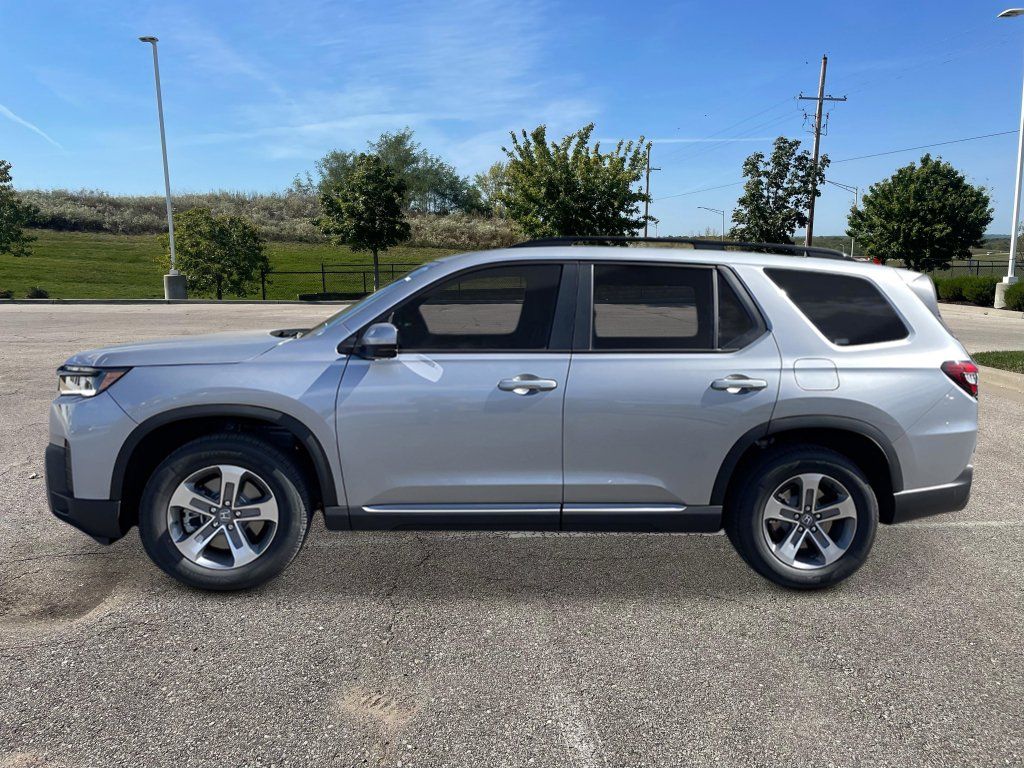 New 2026 Honda Pilot EX-L image 3