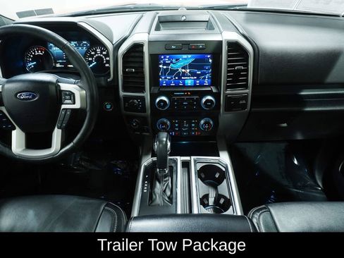 Used 2019 Ford F150 Lariat w/ Equipment Group 502A Luxury AWD/4WD image 3