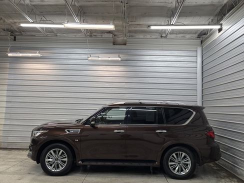 Used 2019 INFINITI QX80 Luxe w/ Proassist Package image 9