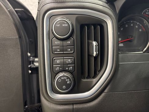 Used 2021 Chevrolet Silverado 1500 RST AWD/4WD image 28