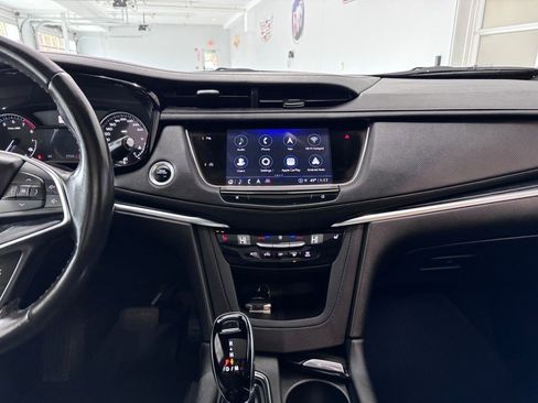 Certified 2024 Cadillac XT5 Premium Luxury image 21