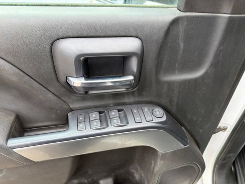 Used 2017 Chevrolet Silverado 1500 LT w/ LT Fleet Convenience Package AWD/4WD image 11