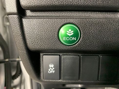 Used 2016 Honda Fit EX image 18