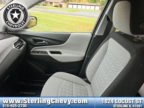 Used 2023 Chevrolet Equinox LS image 21