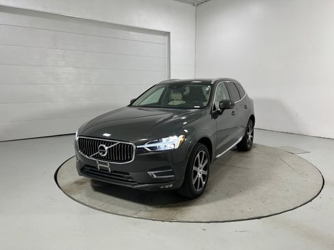 Used 2018 Volvo XC60 T6 Inscription w/ Luxury Seat Package AWD/4WD image 20