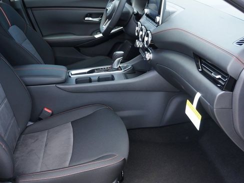 Certified 2024 Nissan Sentra SR image 36