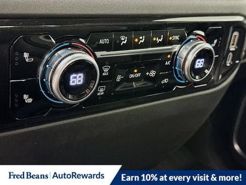New 2026 GMC Sierra 1500 Elevation w/ Elevation Select Package AWD/4WD image 12