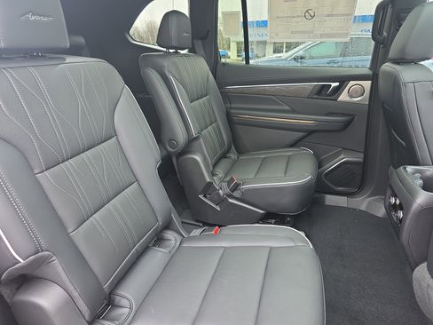 New 2026 Buick Enclave Avenir w/ Super Cruise Package image 8