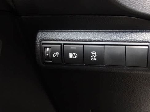 Certified 2025 Toyota Corolla SE image 40