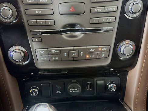 Used 2019 Nissan Armada Platinum w/ Captain's Chairs Package image 24