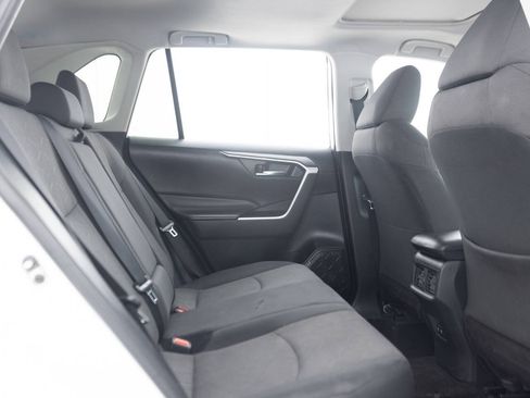 Used 2020 Toyota RAV4 XLE w/ Convenience Package AWD/4WD image 31