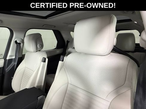 Certified 2025 Land Rover Discovery S AWD/4WD image 17