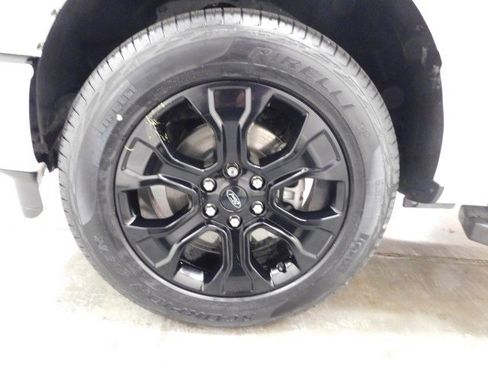 Used 2023 Ford F150 Lariat w/ Equipment Group 502A High image 12