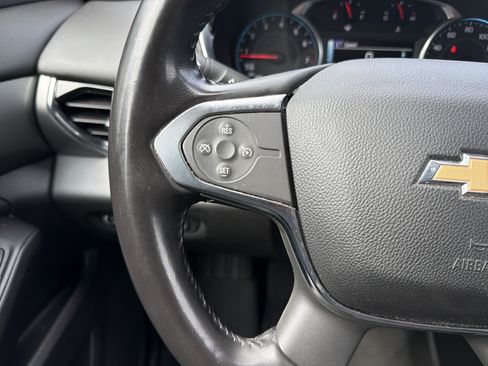 Used 2018 Chevrolet Traverse LT FWD image 17
