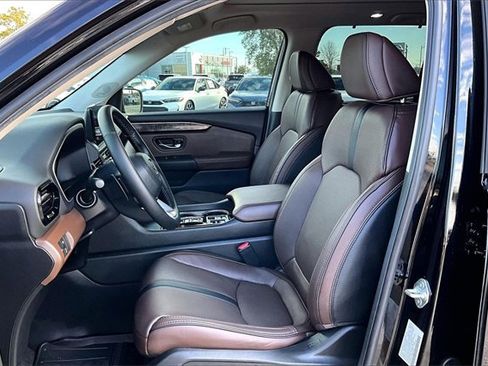 Used 2025 Honda Pilot Elite image 18