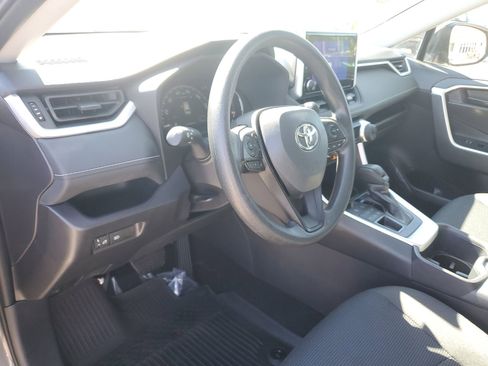 Certified 2025 Toyota RAV4 LE AWD/4WD image 19