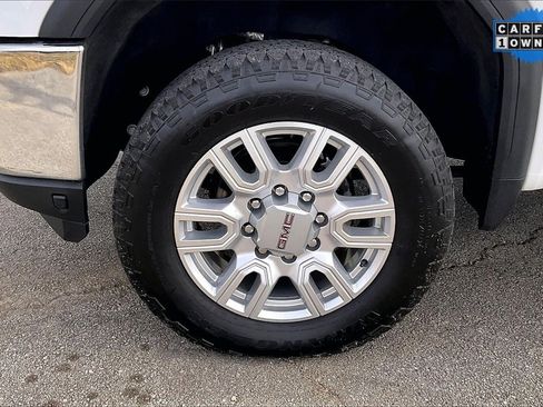 Used 2023 GMC Sierra 2500 SLT w/ SLT Premium Package image 8