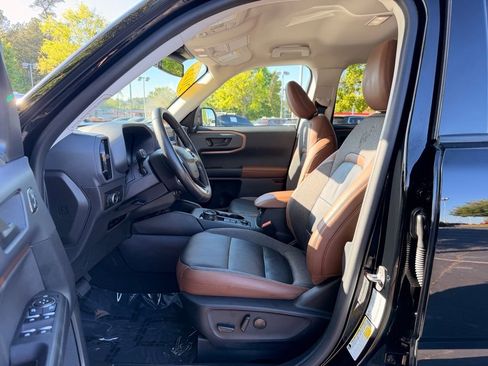 Used 2023 Ford Bronco Sport Outer Banks w/ Tech Package image 20