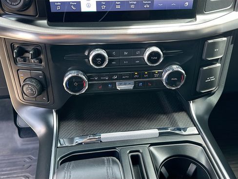 Certified 2023 Ford F150 Raptor w/ Raptor Carbon Fiber Package AWD/4WD image 16
