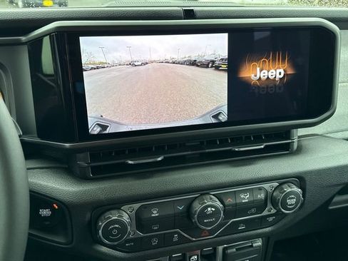 New 2026 Jeep Gladiator Sport image 29